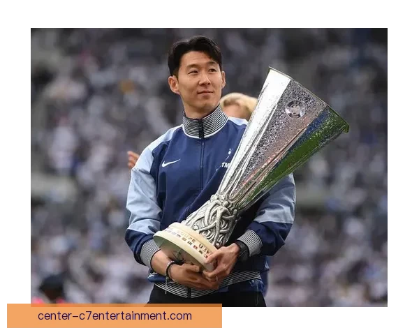 孙兴慜宣布退役后将全力投入亚洲青少年足球事业发展 孙兴慜宣布退役后将全力投入亚洲青少年足球事业发展